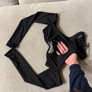 Black Women's cutout crop top